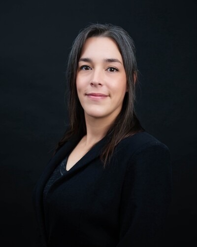 Samantha Greger headshot